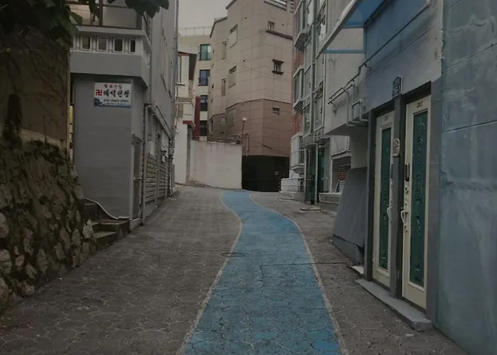 Gwangalli Tahee House 3*